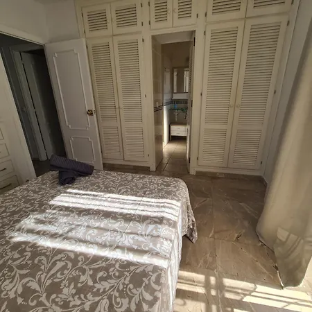 Сasa de vacaciones Benyamina House Torremolinos
